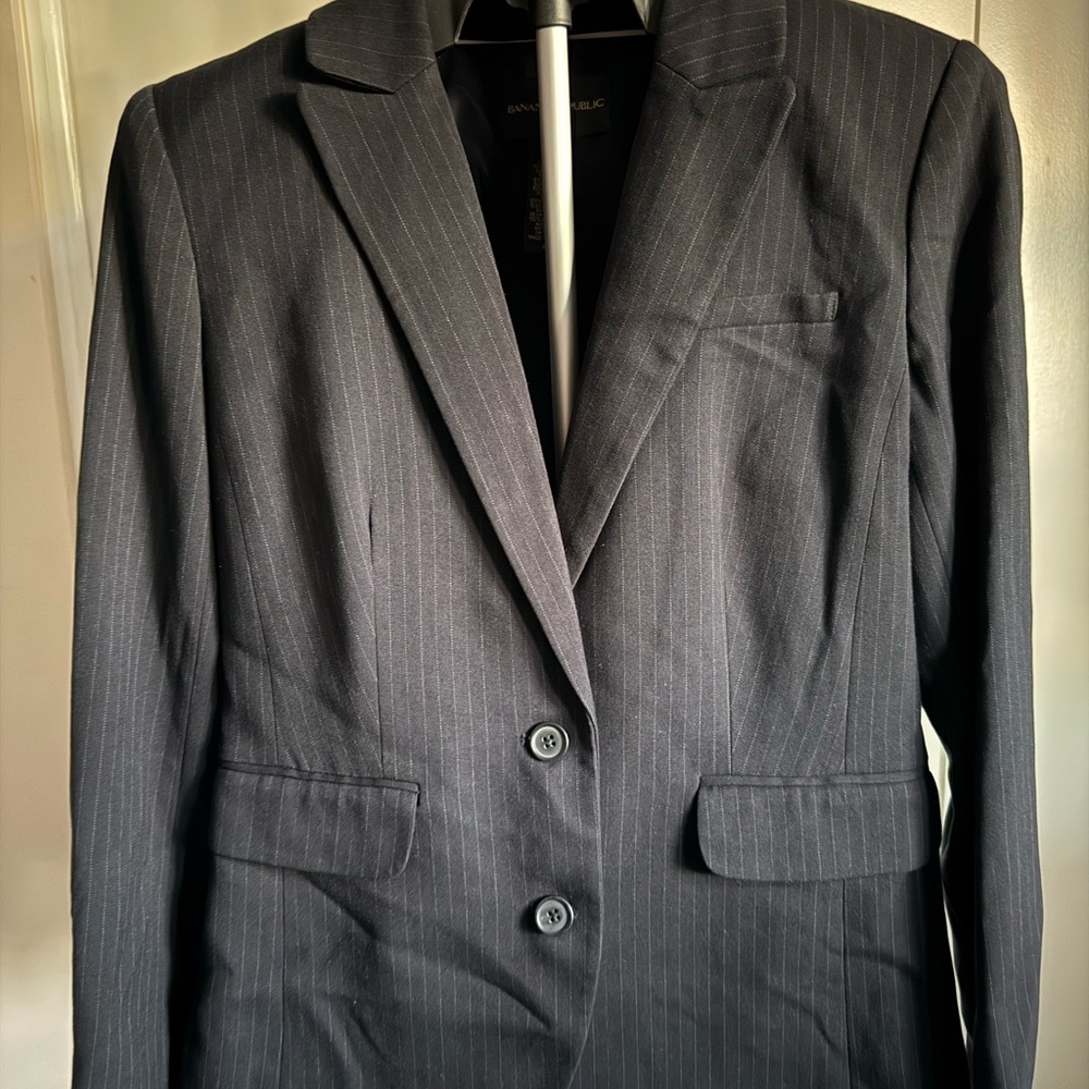 Banana Republic - Women’s Pinstripe Pant Suit